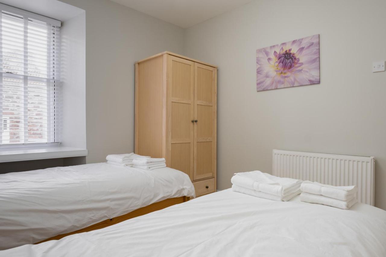 Stonehaven Ground Floor Home With A Spectacular Harbour View. ภายนอก รูปภาพ